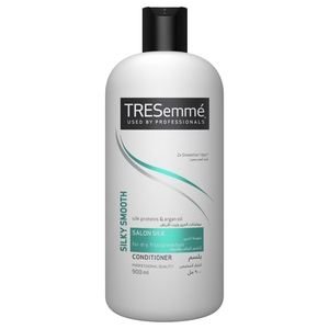 Tresemmé Conditioner Smooth Salon Silk 900Ml