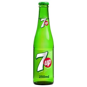 7Up Carbonated Soft Drink Glass Bottle 250Ml