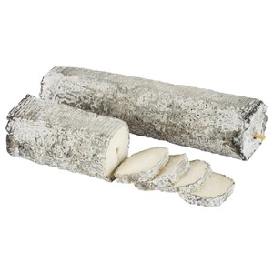 L'exquis Cendree Goat Cheese / جبنة ماعز اسود اكسكي
