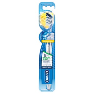Oral-B Bacteria Blast Manual Toothbrush