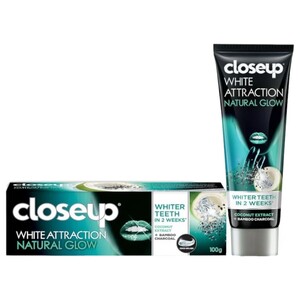 Close Up Toothpaste Whitening Natural Smile 75Ml