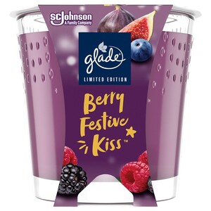 Glade Candle Berry Festive Kiss 112G