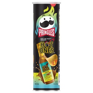 Pringles Potato Chips Hot Ones 158G