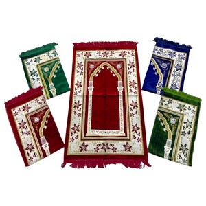 Al Saqer Prayer Mat Assorted