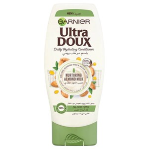 Ultra Doux Conditioner Almond Milk 200Ml