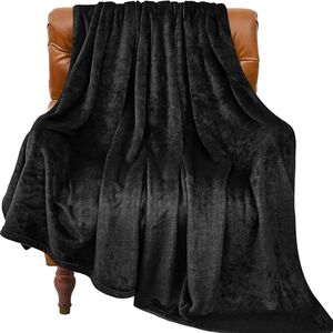 Pioneer Flannel Blanket Plain 150 X 200 Cm