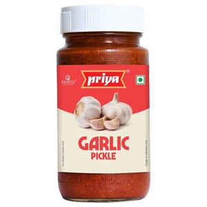 Priya Garlic Pickle 300G