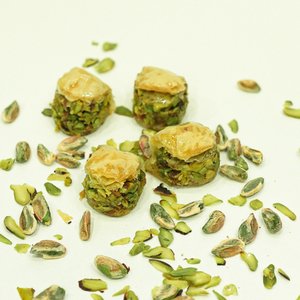 Kol W Shkor Nuts