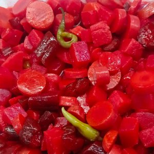 Al Sannaa Mix Pickles Red