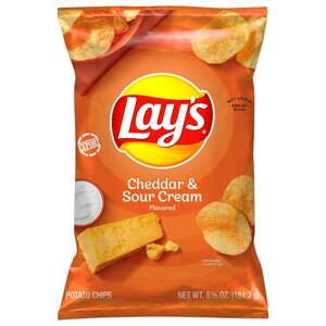 Lay's Potato Chips Cheddar & Sour Cream 184.2G